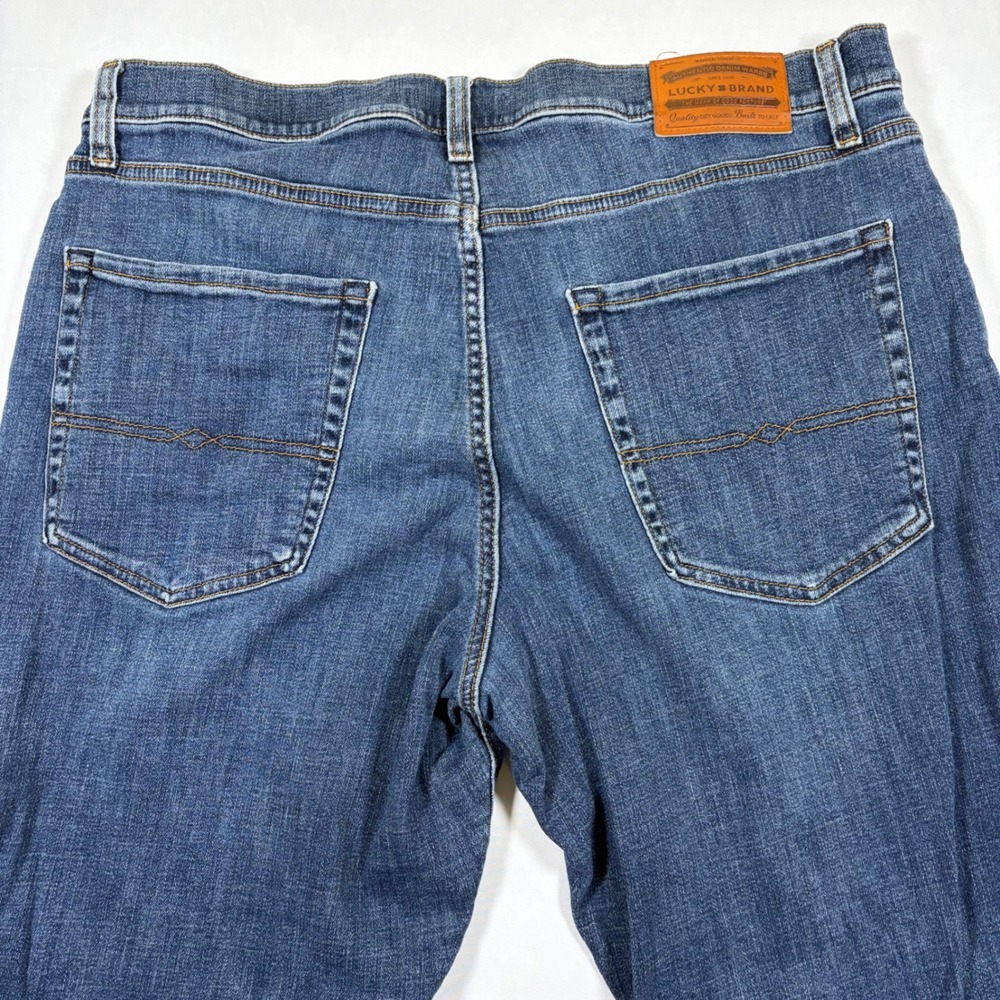 Lucky Brand 223 Straight Mens Jeans 36x30 Medium Wash Blue Denim F00168 - Picture 9 of 11